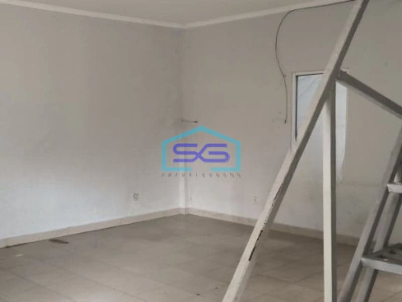 Disewakan Gudang Ada Kantor Luas Tanah  1100 m² Lokasi di Cipondoh Tangerang