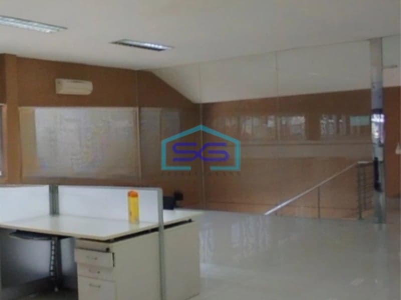 Dijual Gudang Luas Tanah 3000 m² Lokasi di Lippo Cikarang