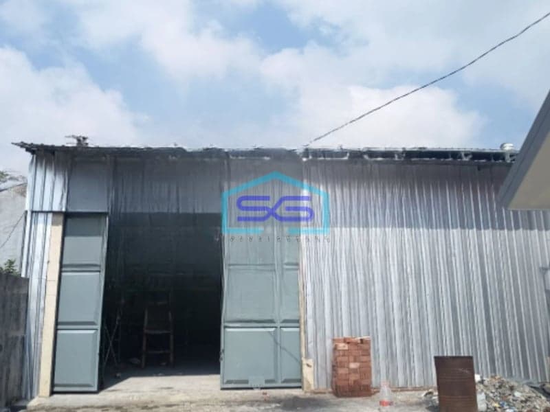 Disewakan Gudang Luas Bangunan   830 m² Lokasi Strategis di Malang