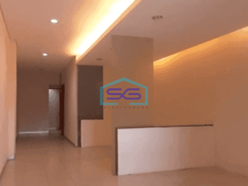 Disewa ruko komersial rapi di Bandengan Jakarta Utara