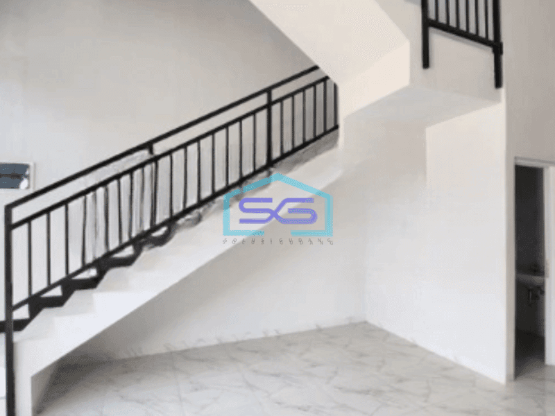 Disewakan Gudang Ada Kantor Luas  Tanah  300 m² di Kamal Jakarta Utara