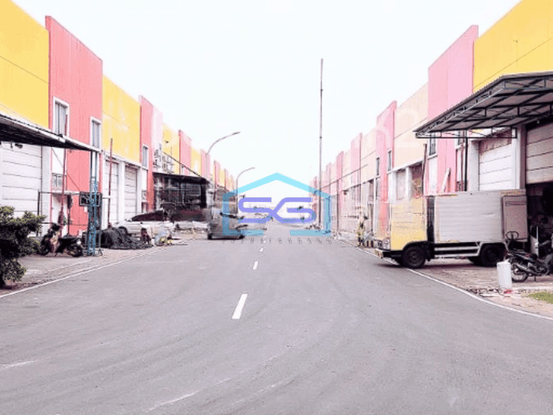 Dijual Gudang Lokasi di Cakung Jakarta Timur LT 226m2 Hoek Selatan