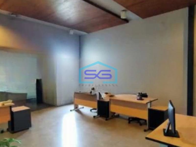 Dijual Ruang Usaha Luas Bangunan 5000 m² Lokasi Jakarta Selatan