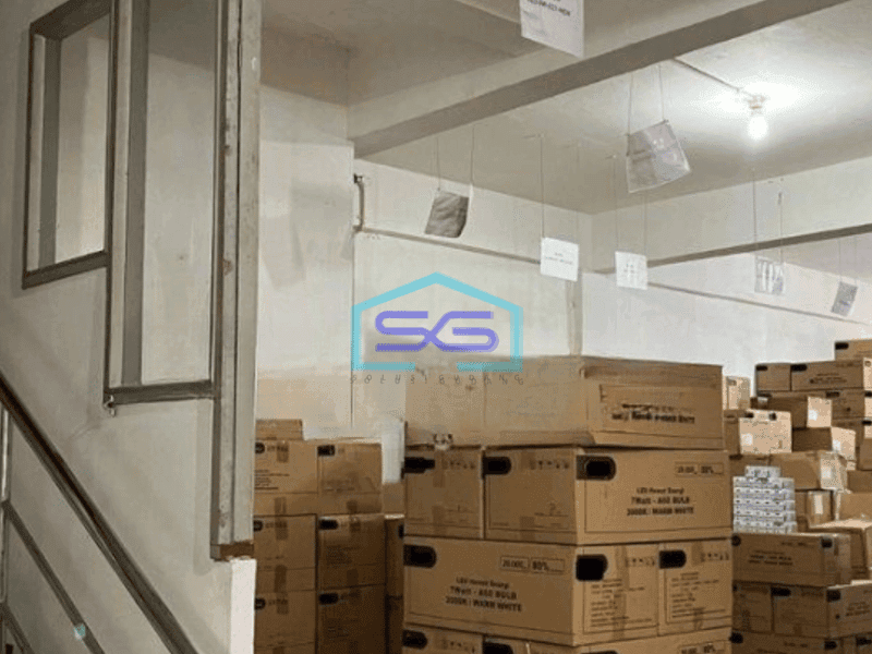 Dijual Ruko Ada Lift Barang Luas Bangunan 408 m² di Jembatan Lima Jakarta Barat