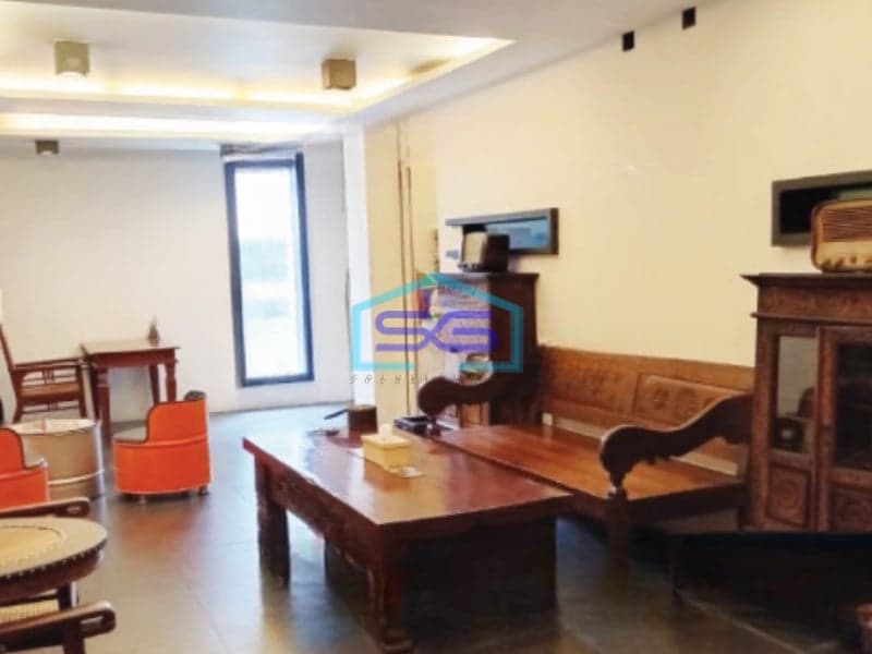 Dijual Kantor 4 Lantai Siap Pakai Lokasi di Menteng Jakarta Pusat LB 734m2