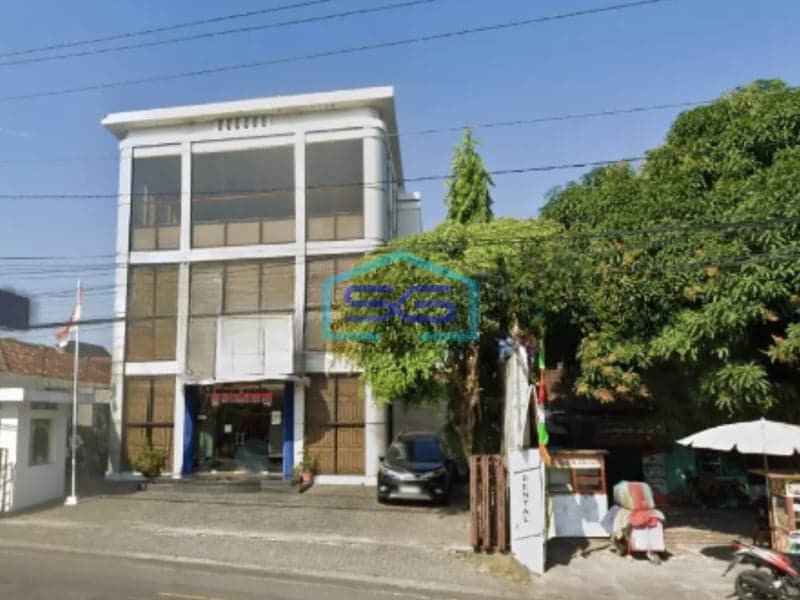 Dijual kantor 3 Lantai DI Pakuncen Wirobrajan Jogja Luas Bangunan 567 m²