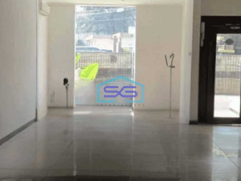 Disewakan Ruang Usaha Harga Murah 3 Lantai Luas Tanah  400 m² di Sukajadi Bandung