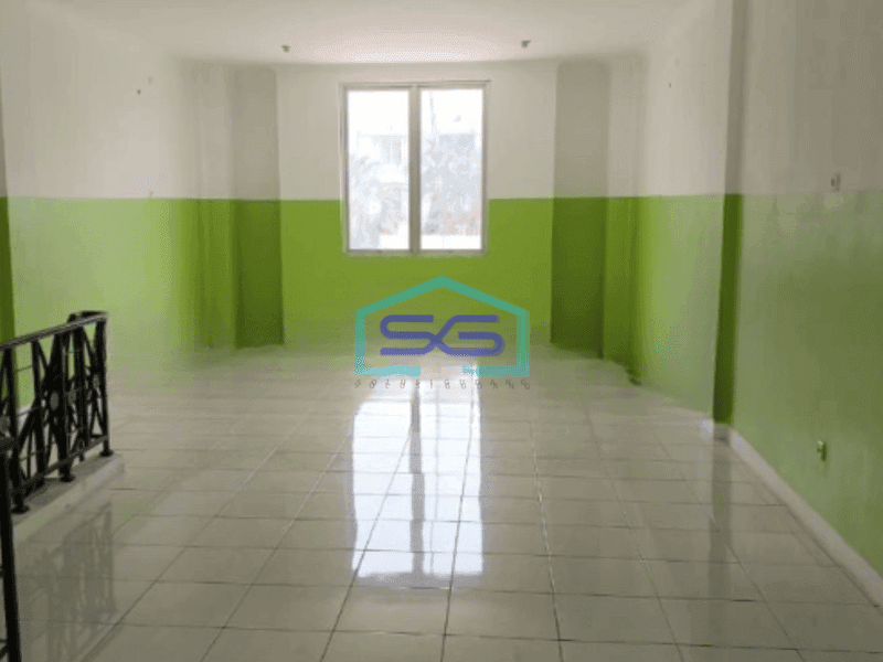 Disewakan Ruko Luas Bangunan  195 m² Lokasi Strategis di Harapan Indah Bekasi