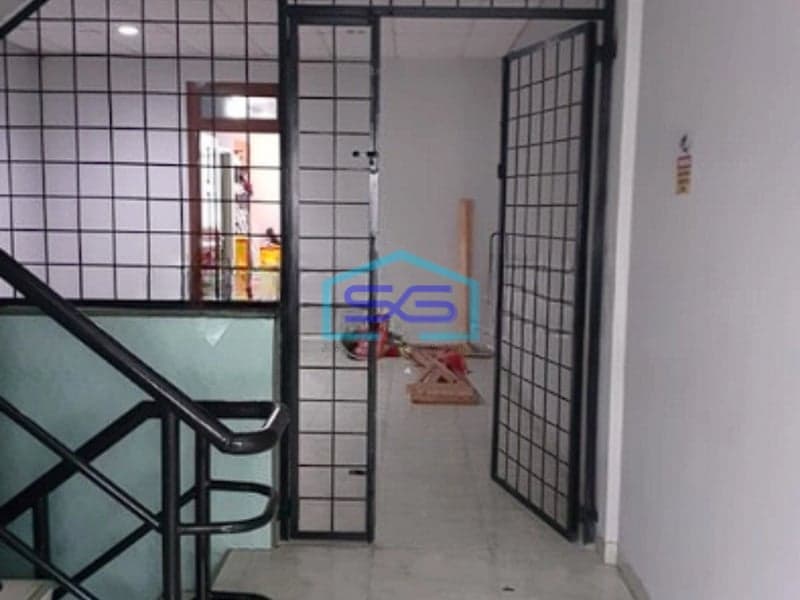 Dijual Ruko Siap Pakai Pparkir Luas Bebas Banjir di Citra Garden Jakarta Barat LB 350m2