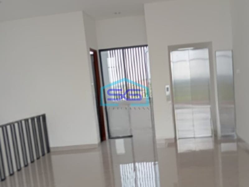 Disewakan Ruko Lokasi Bebas Banjir Luas Bangunan  348 m² di BSD Tangerang