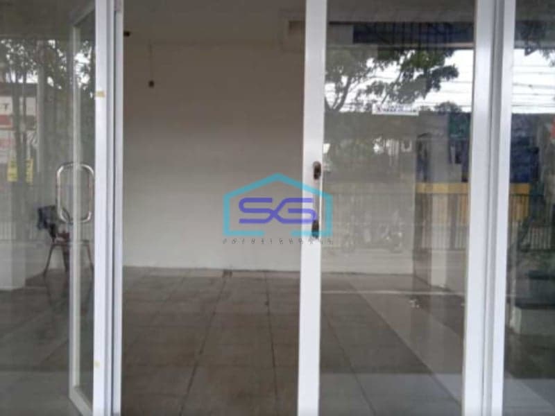 Di Sewakan Ruko 3 Lantai Di Daerah Komersil Radio Dalam Jakarta Selatan Luas Bangunan 120 m²