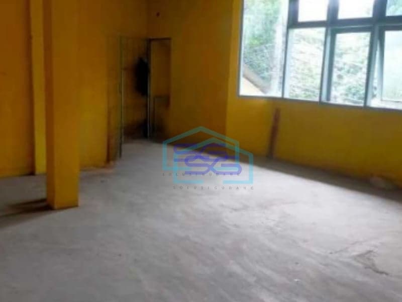 Dijual Gudang Siap Huni Lokasi Bebas Banjir di Alam Sutera Tangerang Luas Tanah  640 m²