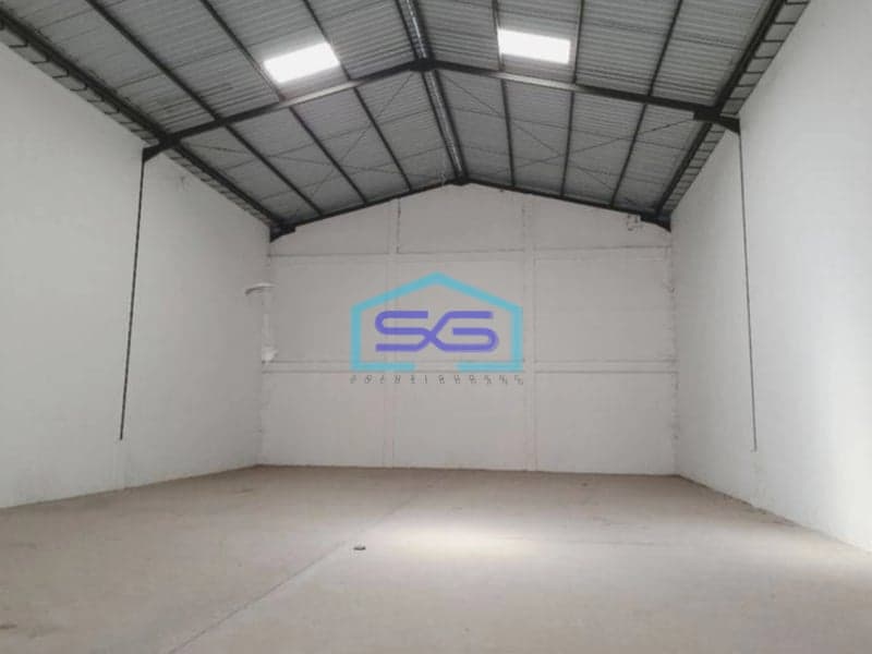 Disewakan Gudang di Kawasan Pergudangan Suri Mulia Margomulyo Surabaya LB 1600m2 Bagus HGB