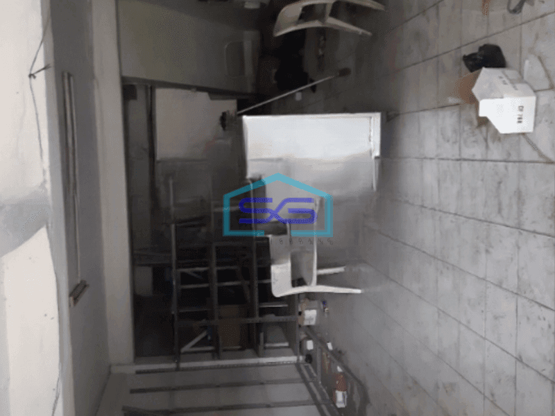 Disewakan Ruko Luas Bangunan  212 m² di Teluk Gong Jakarta Utara di Pinggir Jalan Raya