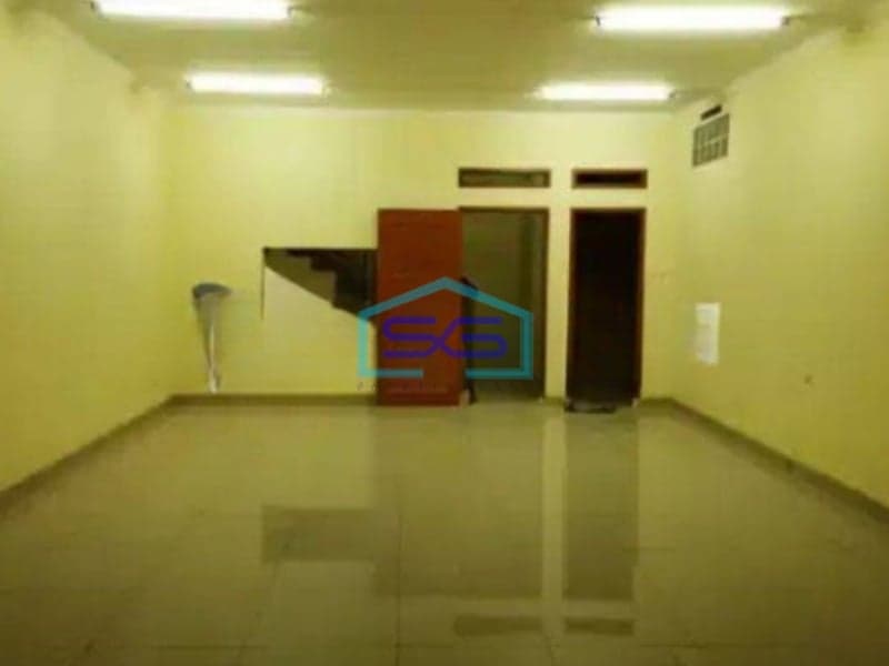 Disewakan Ruko Siap Huni Lokasi Strategis Di Buah Batu Bandung LB 300m2