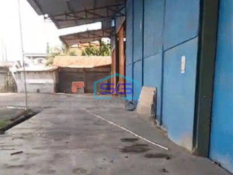 Disewakan Gudang Pinggir Jalan Bisa Masuk Container 40 feet Dekat Toll Citeureup Bogor LT 4000m2