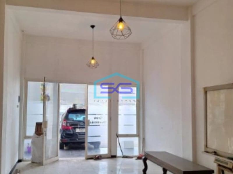 Dijual Ruko 2 Lantai Luas Bangunan 180 m² Lokasi Manyar Gresik
