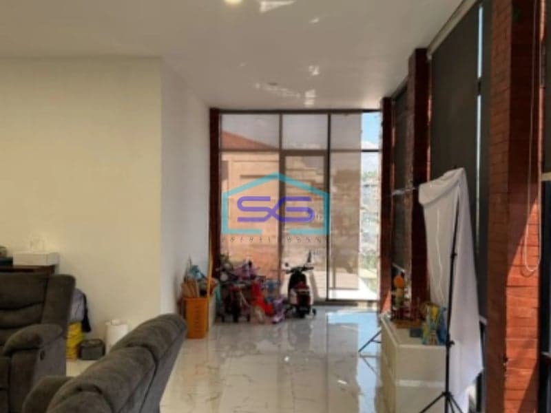 Dijual Ruang Usaha Atau Ruko Di Peleburan Semarang Tengah