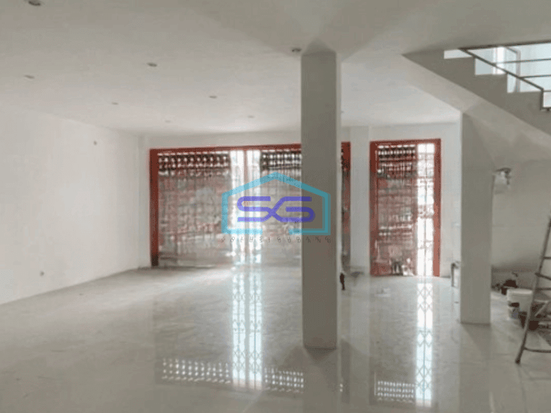 Disewakan Ruko 2 Lantai Luas Bangunan  160 m² Lokasi Surabaya Kota