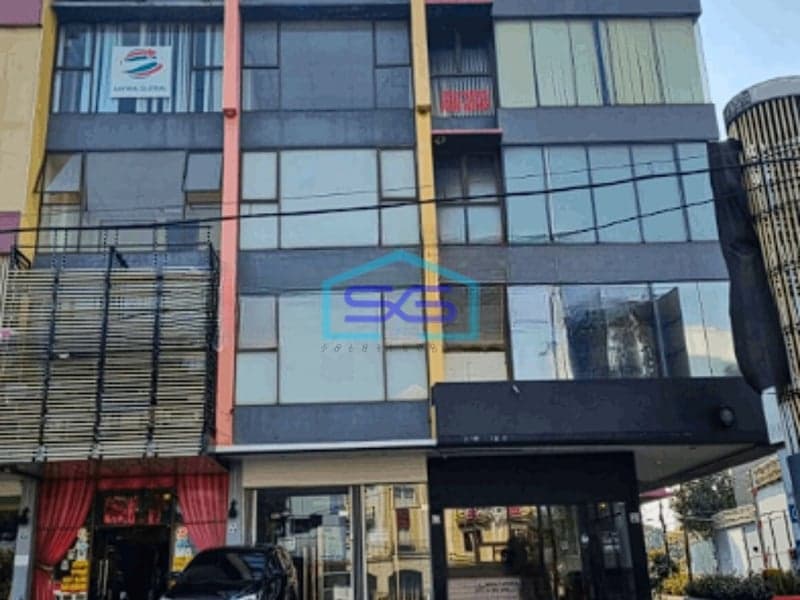 Disewakan Ruko 4 Lantai Dengan Lokasi Strategis Daerah Mampang Prapatan Jakarta Selatan LB 385m2