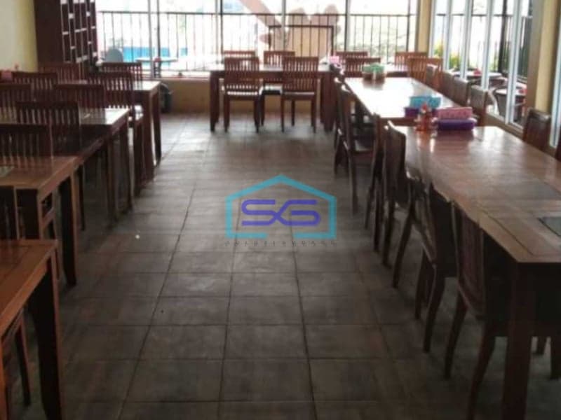 Dijual Ruko Pinggir Jalan Luas Bangunan 196 m² Lokasi Pamulang Tangerang Selatan