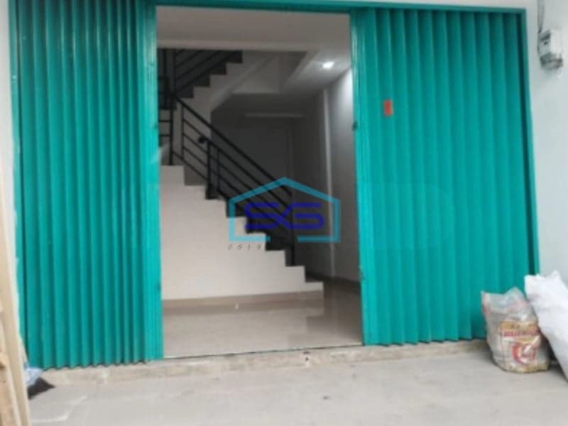 Dijual Ruko di Jelambar Jakarta barat Sudah Renovasi SHM LB 156m2