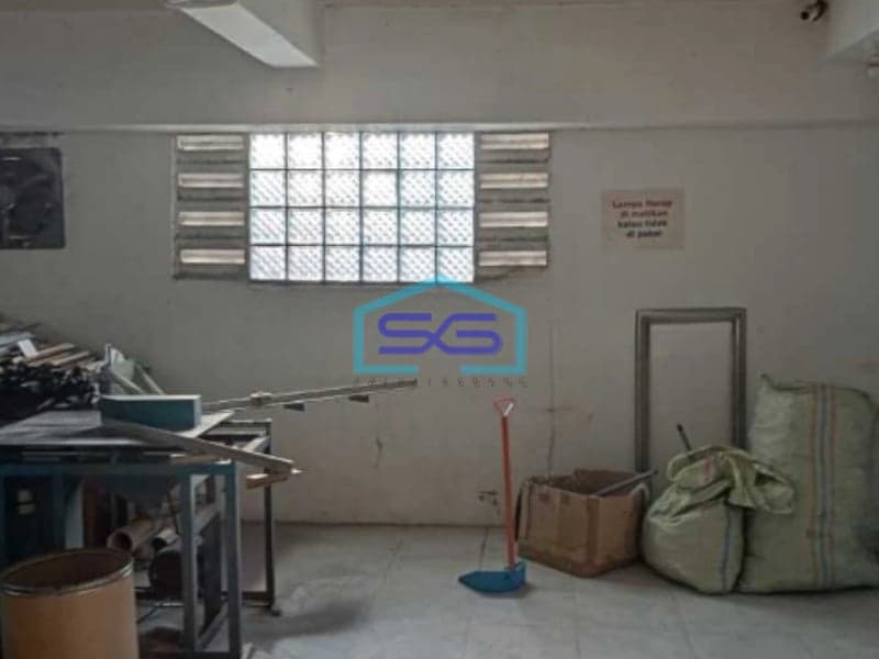 Dijual Ruang Usaha Wijaya Kusuma Grogol Petamburan Jakarta Barat LB 700m2