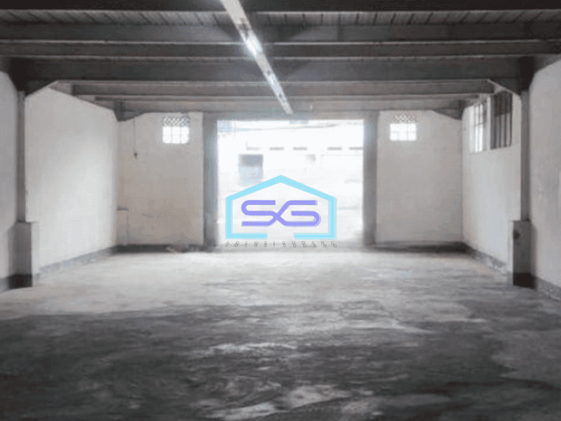 Disewakan Gudang Siap Pakai Akses Container Luas Tanah  300 m² di Caringin Bandung