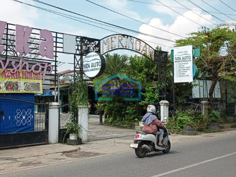 Dijual Tanah + Bangunan Ruang Usaha di Jalan Sultan Mansyur Palembang LT 1500m2