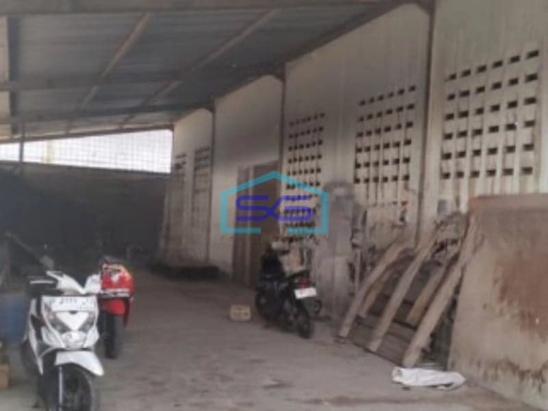 Dijual Gudang Lokasi Bebas Banjir Luas Tanah  2245 m² di Jakarta Barat