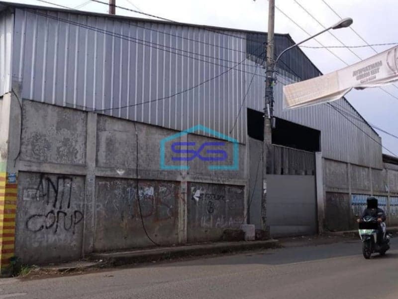 Disewakan Gudang Lokasi Strategis Akses Kontainer 40 feet di Terusan Kopo Bandung LB 1000m2