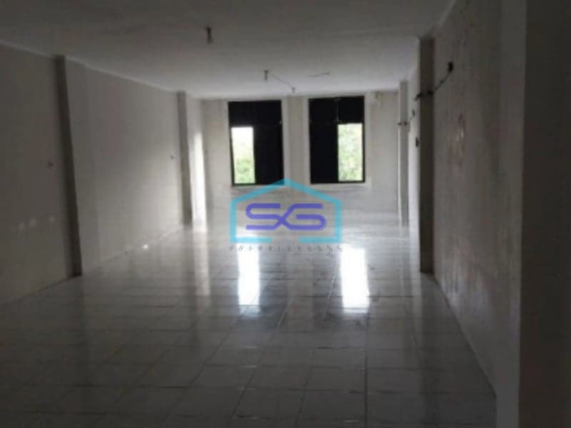 Dijual Ruko Sudah Renovasi Luas Bangunan 300m2 Lokasi di Muara Karang Jakarta Utara