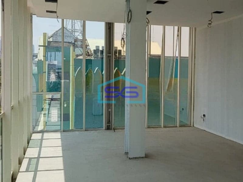 Disewakan Gedung Baru Ventilasi Bagus, Basement di Mampang Prapatan Jakarta Selatan LB 1781m2