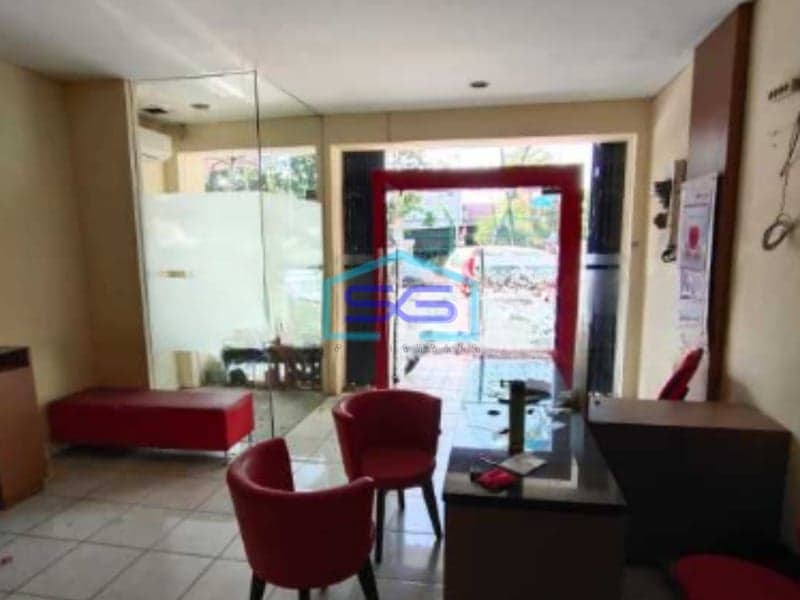 Disewakan Ruko Strategis di Jakarta Barat Luas Bangunan 275m2