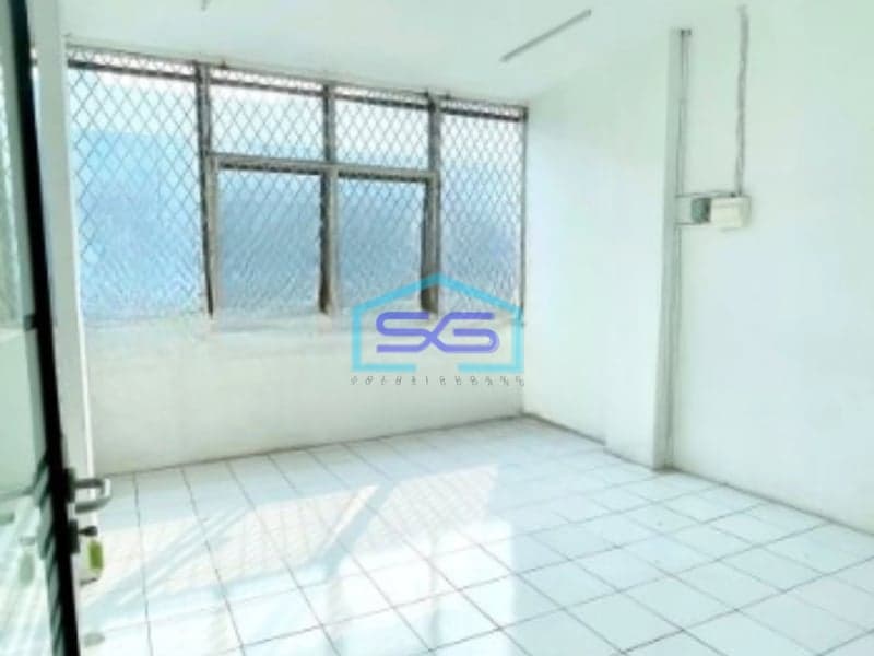 Disewakan Ruko Lokasi Dekat Jalan Raya Tubagus Angke Jakarta Barat Luas Bangunan 306 m²