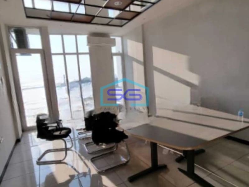 Disewakan Ruko Luas Bangunan  204 m² Lokasi Semarang