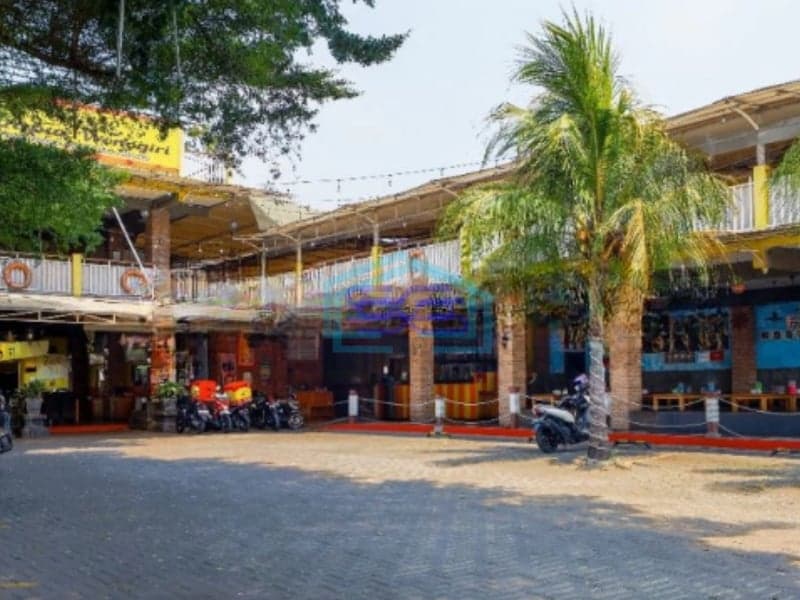 Dijual Ruang Usaha Ex Resto Sunda Lokasi Strategis dan Ramai Cilodong Depok Luas Bangunan  1240 m²