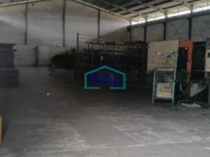 Dijual Pabrik Lokasi Pasar Kemis Tangerang Luas Bangunan 4265 m²