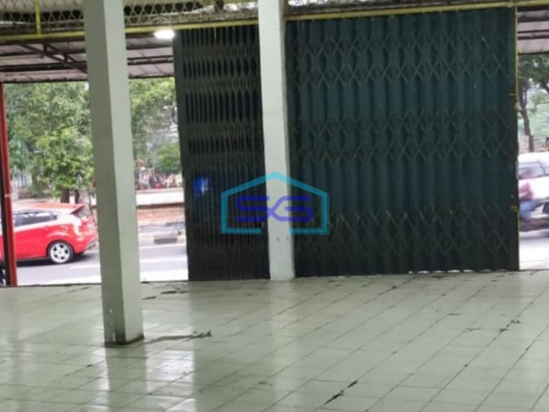 Disewakan Ruko Siap Huni 3 Gandeng Duren Sawit Jakarta Timur Luas Bangunan 160m2