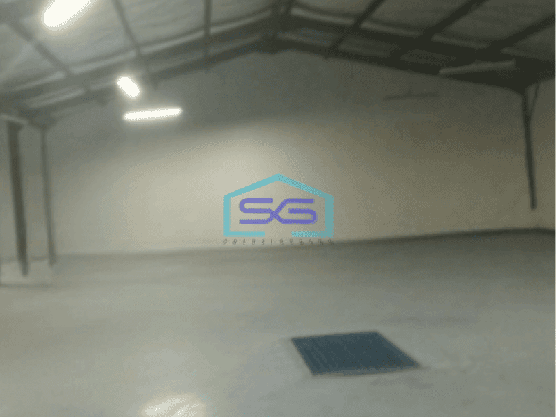 Disewakan Gudang Ada Kantor Luas Bangunan  1688 m² di Penggilingan Jakarta Timur