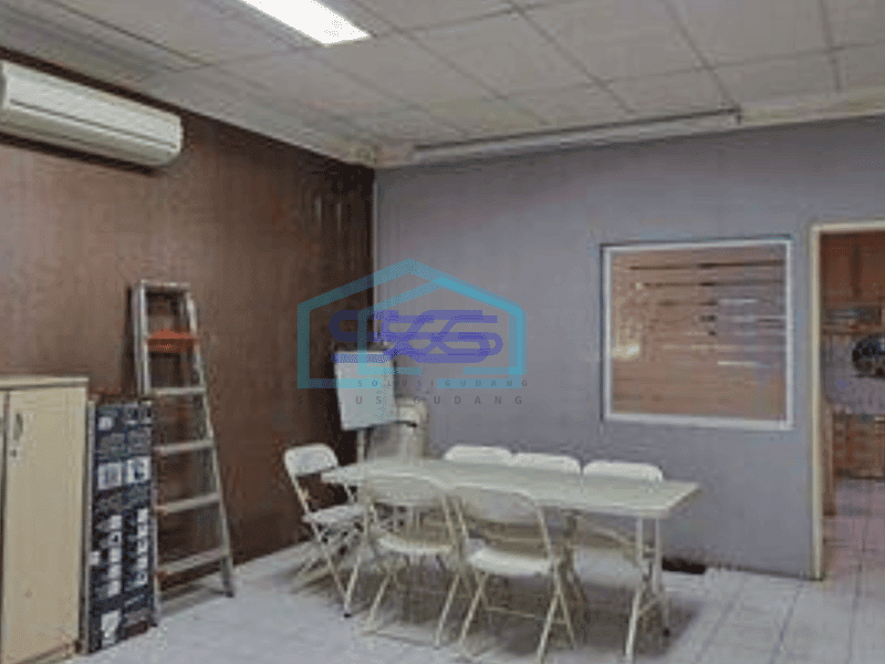 Disewa Ruko 4,5 lantai di Kelapa Gading, rapi, siap pakai