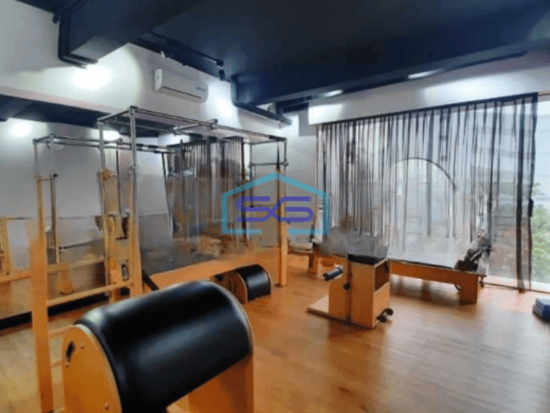 Dijual Ruko Luas Bangunan  800 m² Lokasi Strategis di Kelapa Gading Jakarta Utara