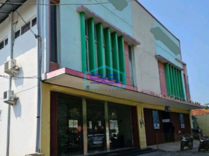Disewakan Ruko Lokasi Strategis di Pati Jawa Tengah Luas Tanah  300 m²