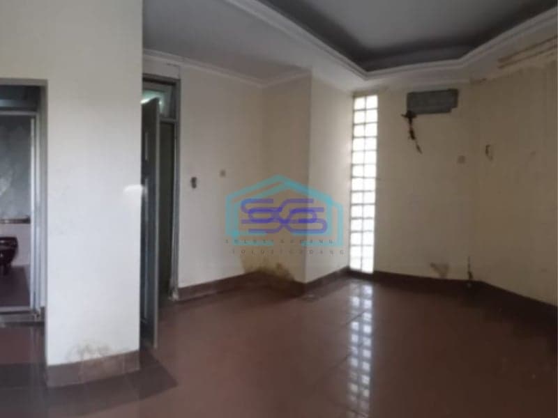 Dijual Ruko Luas Bangunan  360 m² Lokasi Jakarta Barat