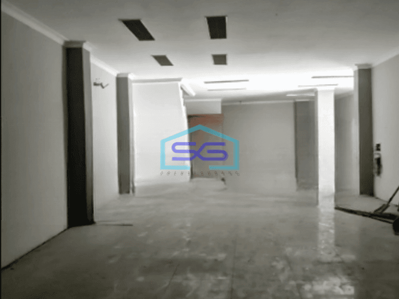 Disewakan Ruko Luas Bangunan 785 m² di Jembatan Lima Jakarta Barat