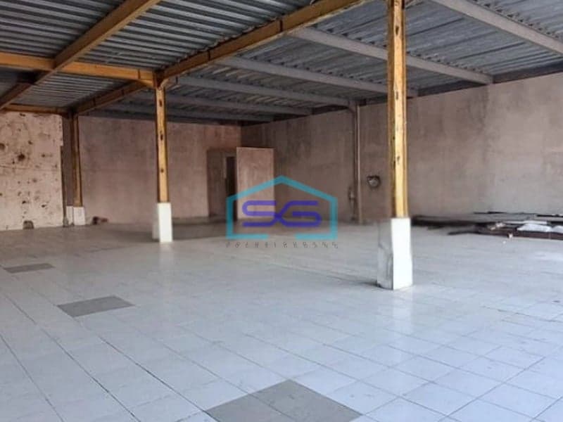 Disewakan Ruko Lebar 1 Lantai Jalan Utama Sunset Road Badung Bali LT 270m2