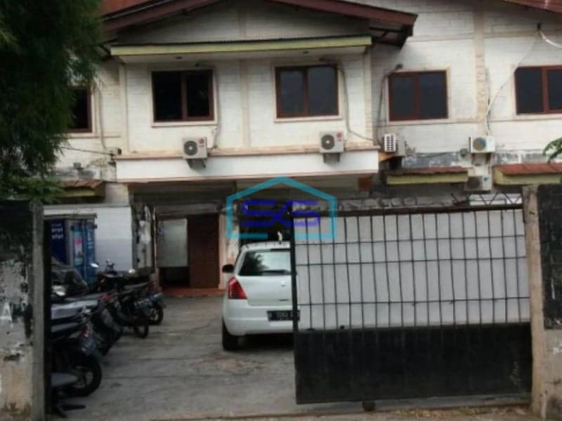 Dijual Tanah dan Bangunan Gudang di Kelapa Dua Jakarta barat SHM Luas 667m²