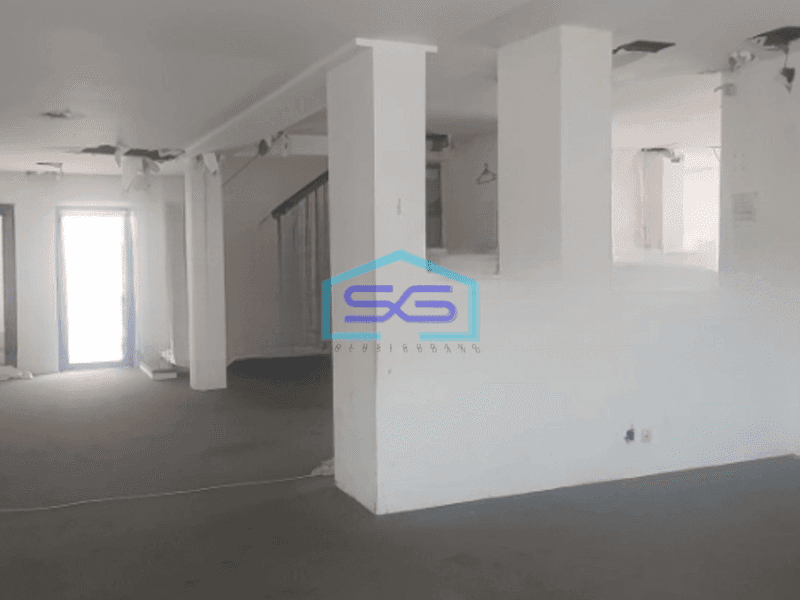 Disewakan Kantor di Slipi Jakarta Barat Luas Bangunan 1262 m²