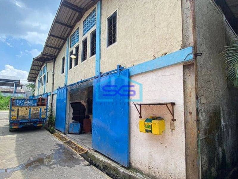 Dijual Gudang Siap Pakai di Bekasi Barat Akses Tol dan Kontainer LT 1874m2