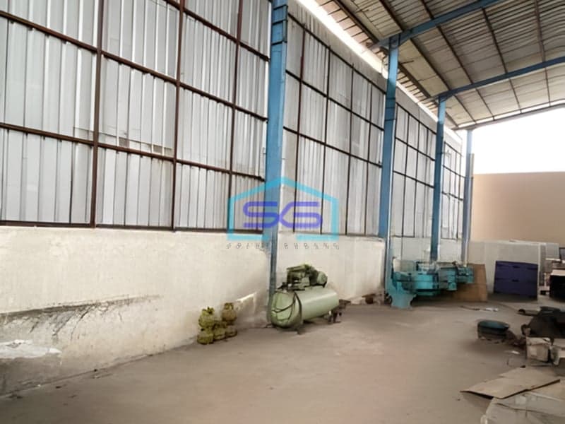 Dijual Gudang Luas Bangunan  2700 m² Lokasi di Bekasi